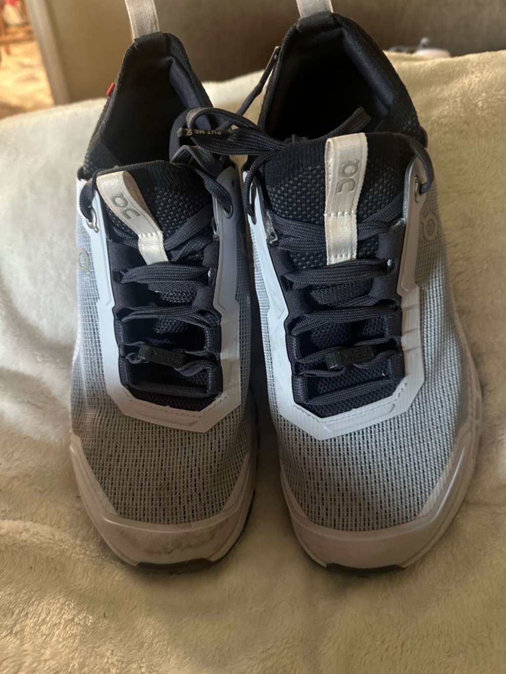 On Running Women's Athletic Sneakers -arctic frost and navy